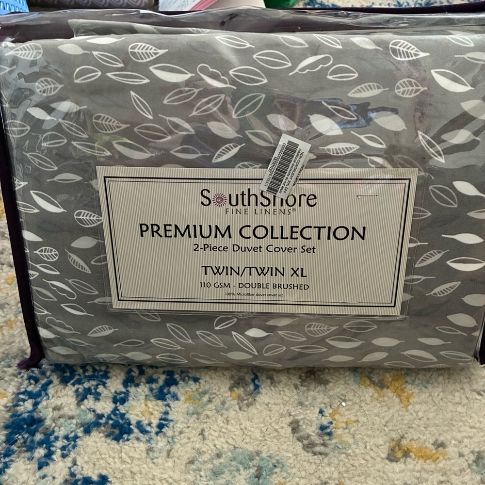 Gray Leaf Duvet Cover Set - Twin XL